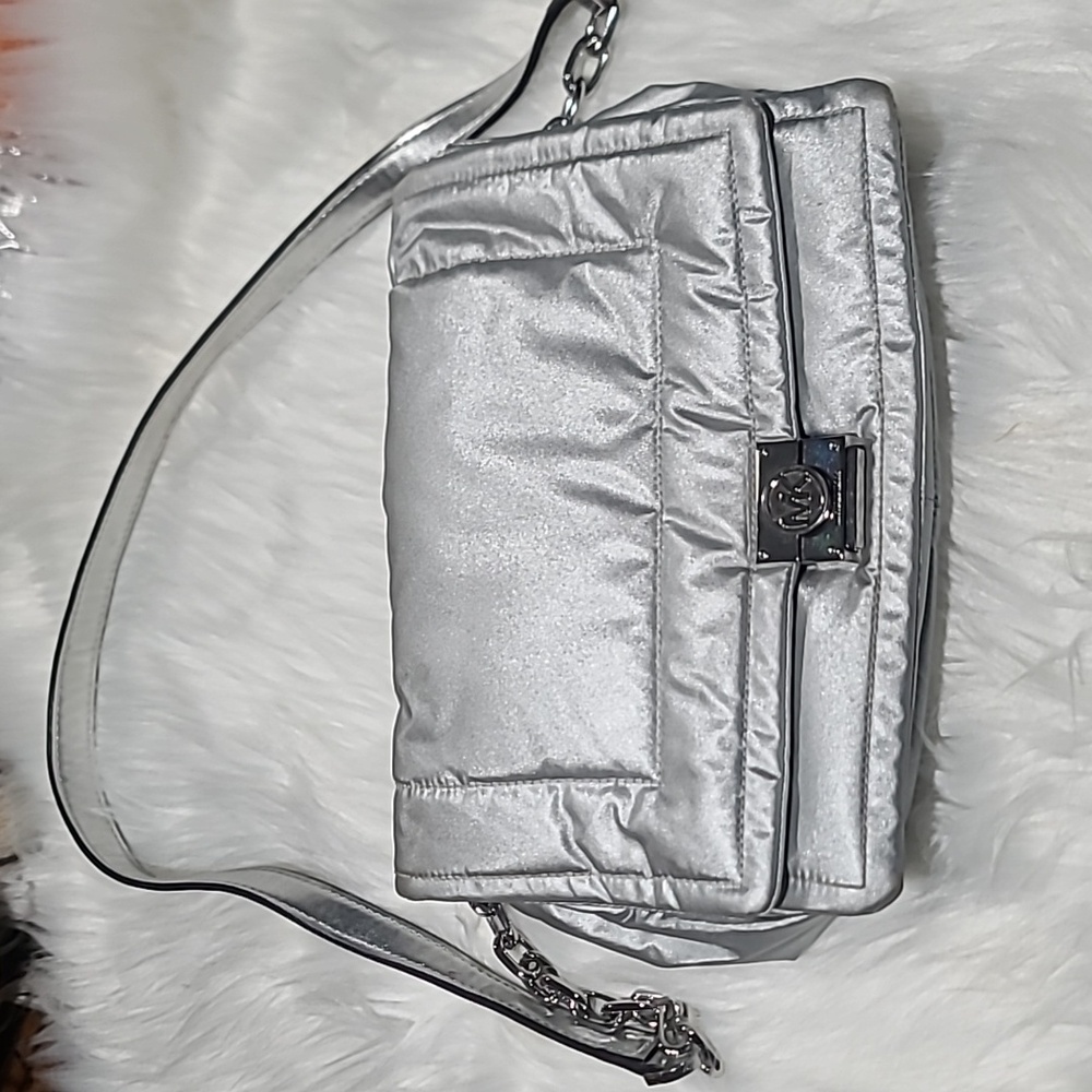 Michael kors medium quilted shell crossbody bag